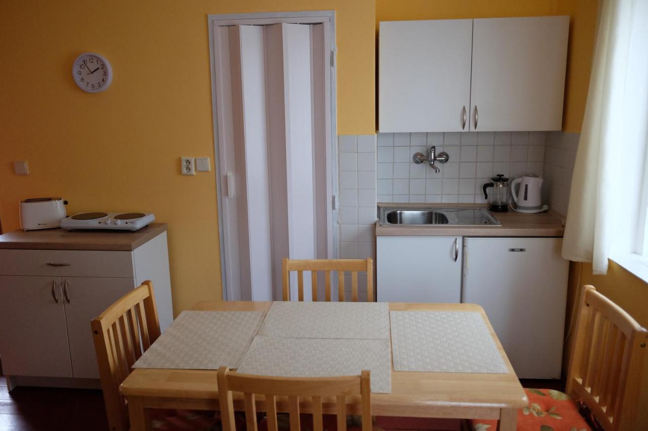 Ferienwohnung Apartman Marta Staré Splavy Exterior foto